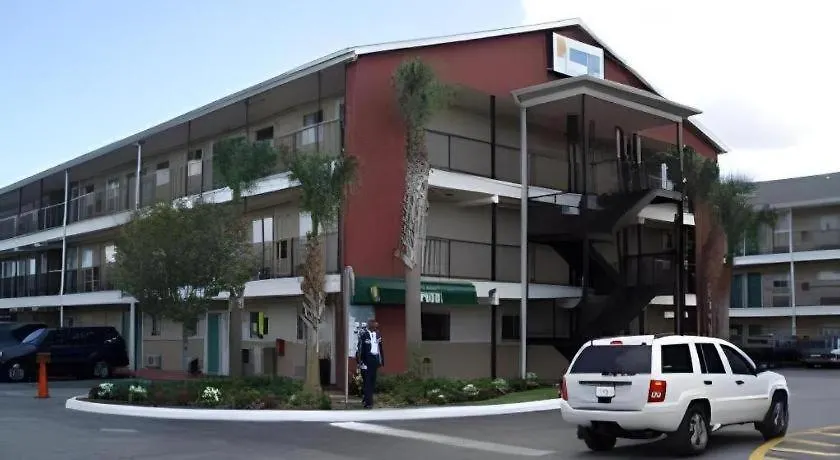Sunstyle Suites Orlando Hotel