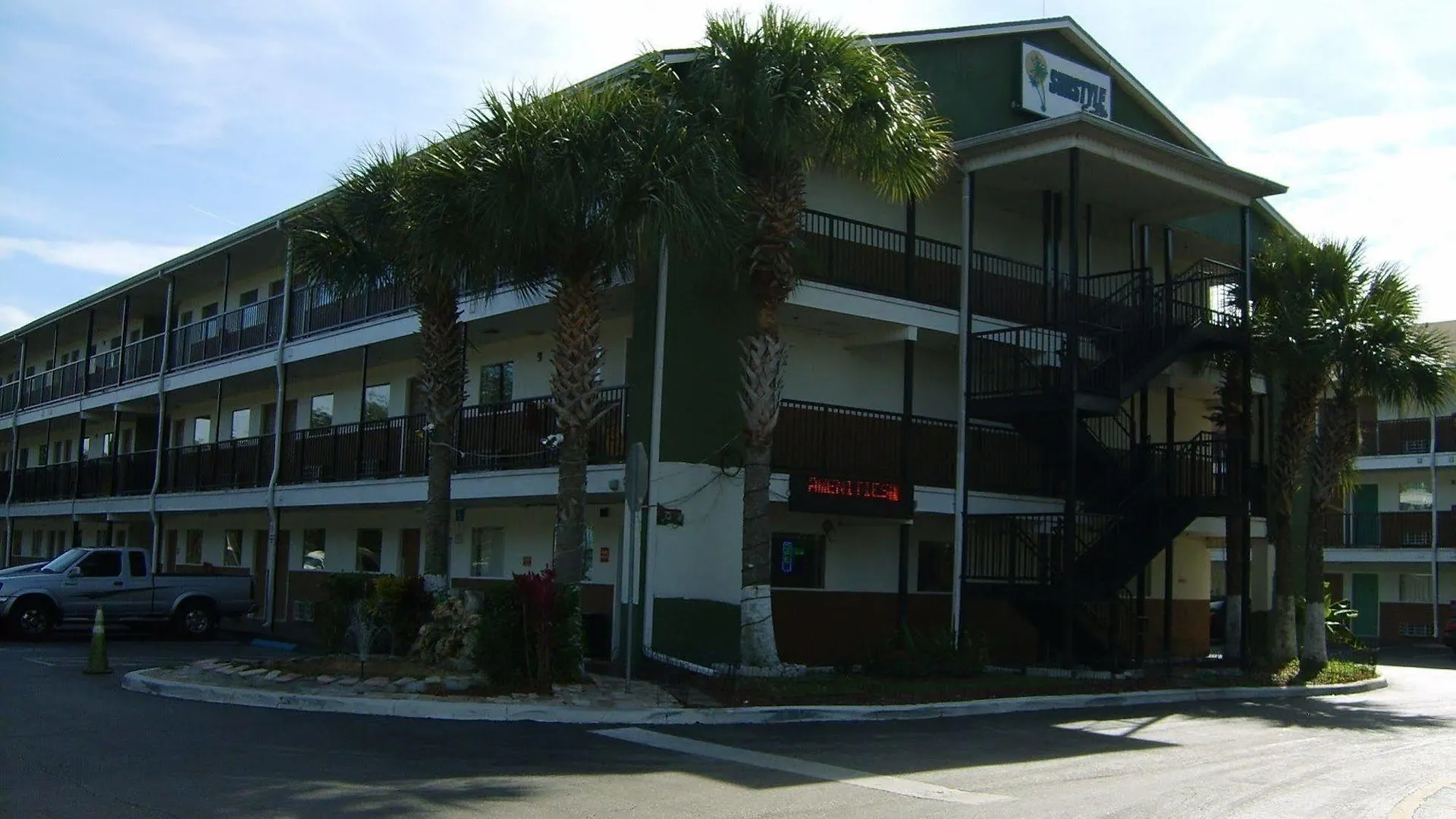 Sunstyle Suites Orlando Hotel